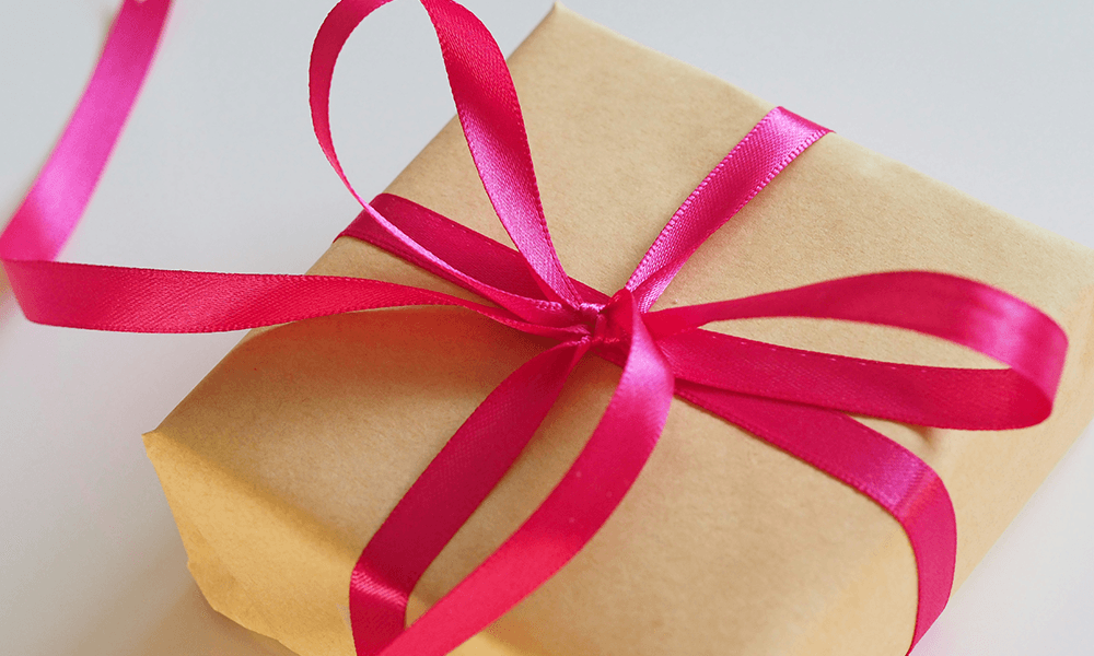 11 Personalized Gift Ideas You Can Buy Online